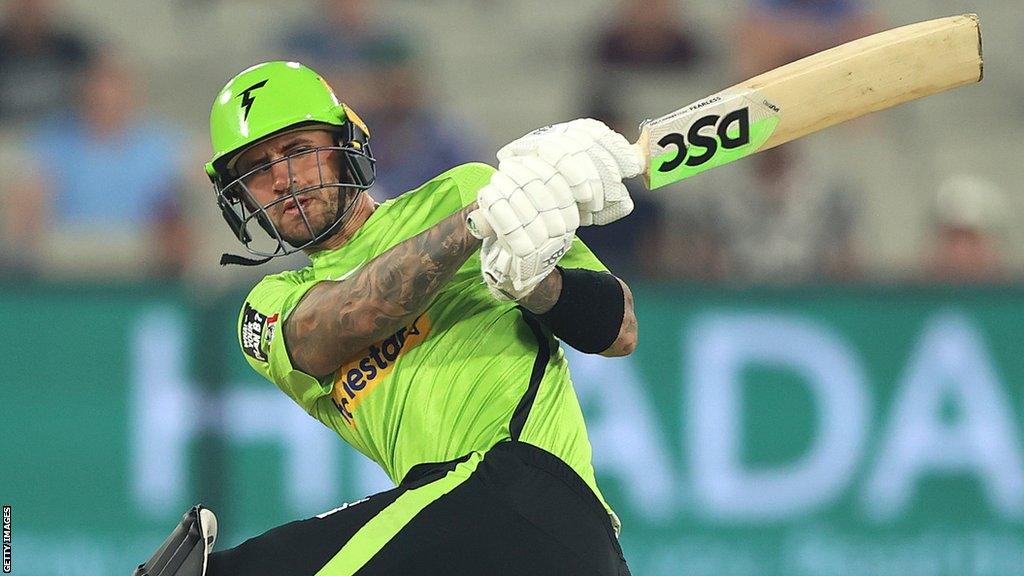 Alex Hales bats for Sydney Thunder in Big Bash League in 2021-22