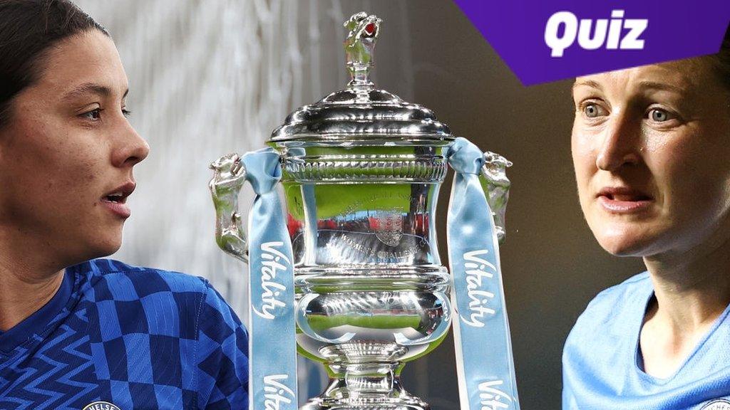 Sam Kerr, Ellen White and the women's trophy