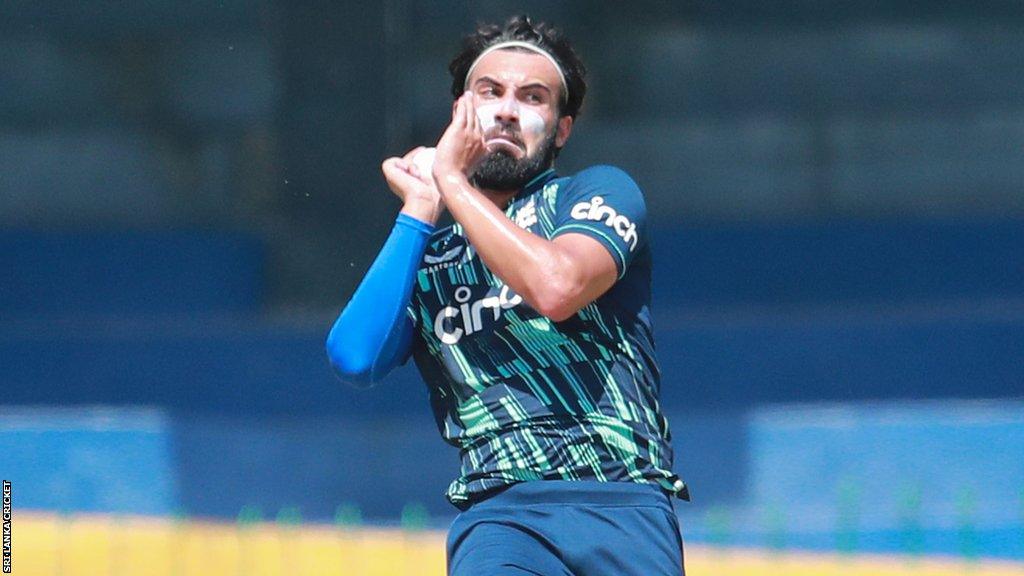 Saqib Mahmood playing for England Lions