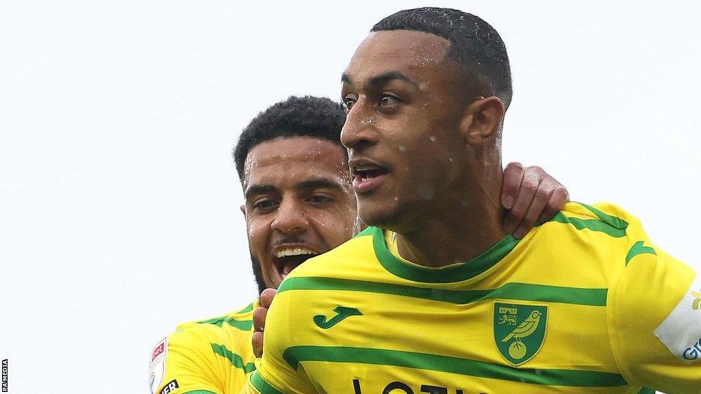 Adam Idah celebrates his late winner for Norwich