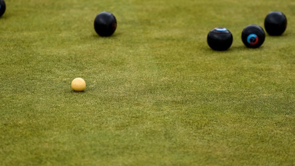 lawn bowls general view