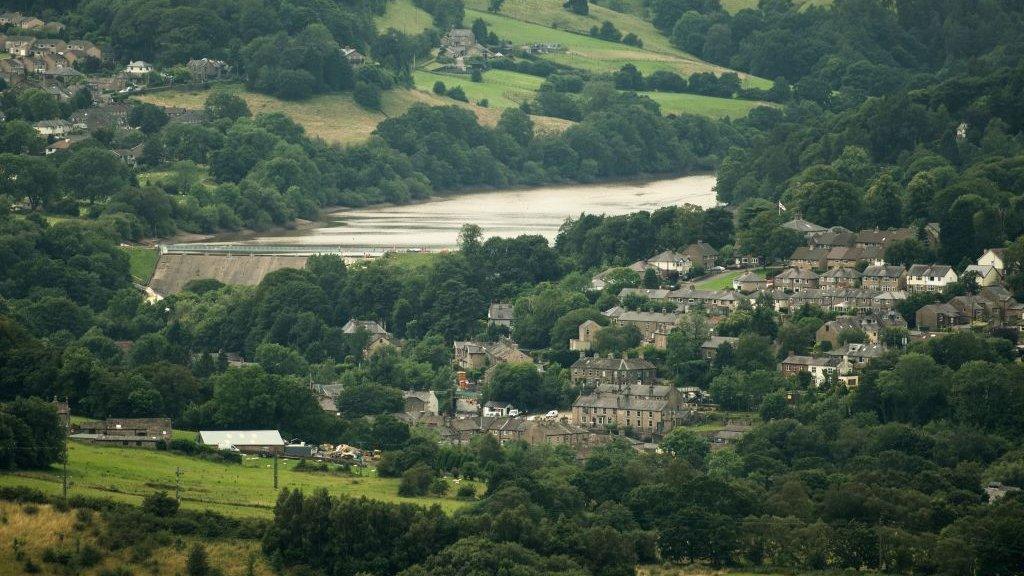 toddbrook-reservoir.