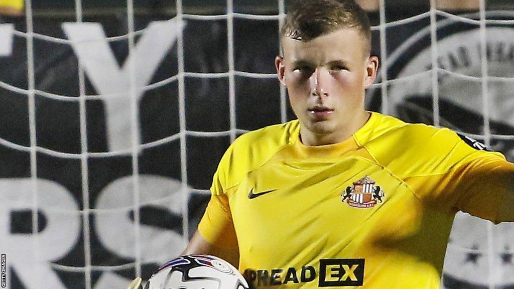 Sunderland goalkeeper Anthony Patterson waits to clear the ball after a save.