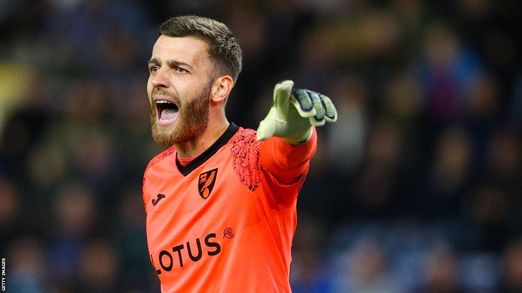 Angus Gunn