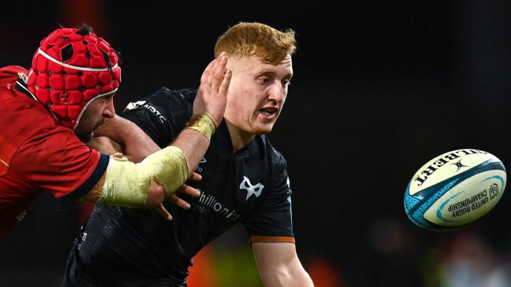 Munster v Ospreys