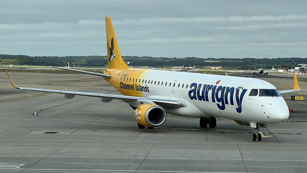 Aurginy aircraft on runway