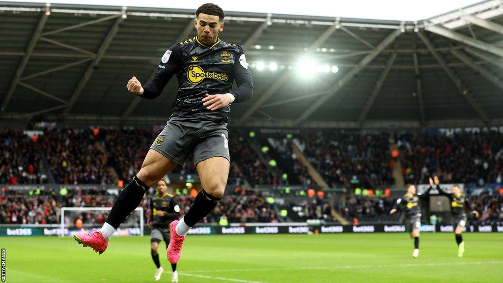 Che Adams celebrates his early goal