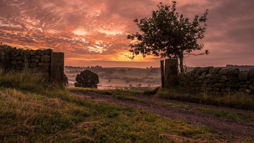 Belper skies