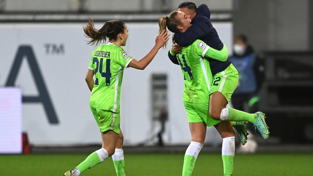 Wolfsburg celebrate