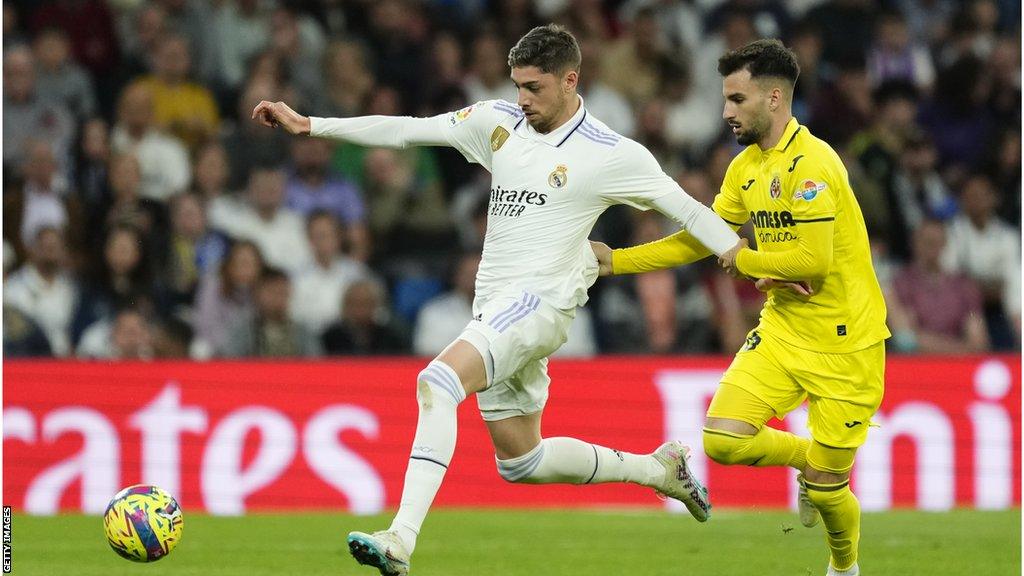 Alex Baena and Fede Valverde during a Villarreal v Real Madrid match