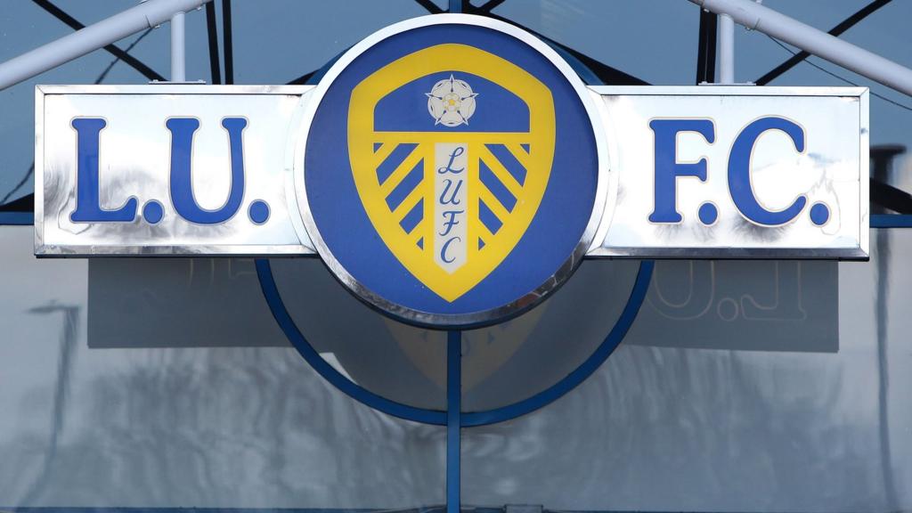 LUFC sign