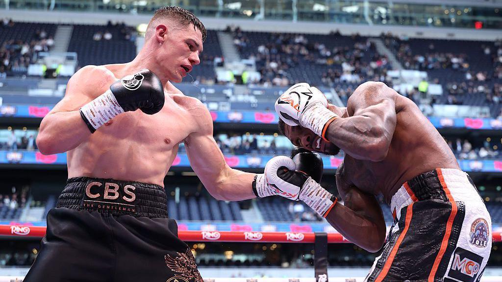 Chris Billam-Smith and Brandon Glanton fight