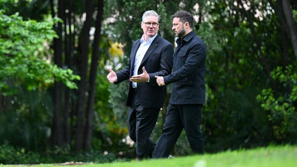 Starmer und Selenskyj versprechen, Fortschritte beim Ukraine-Friedensabkommen aufrechtzuerhalten