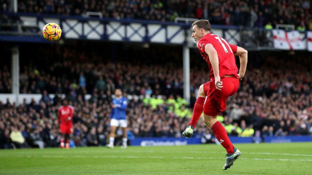 Chris Wood scores for Nottingham Forest