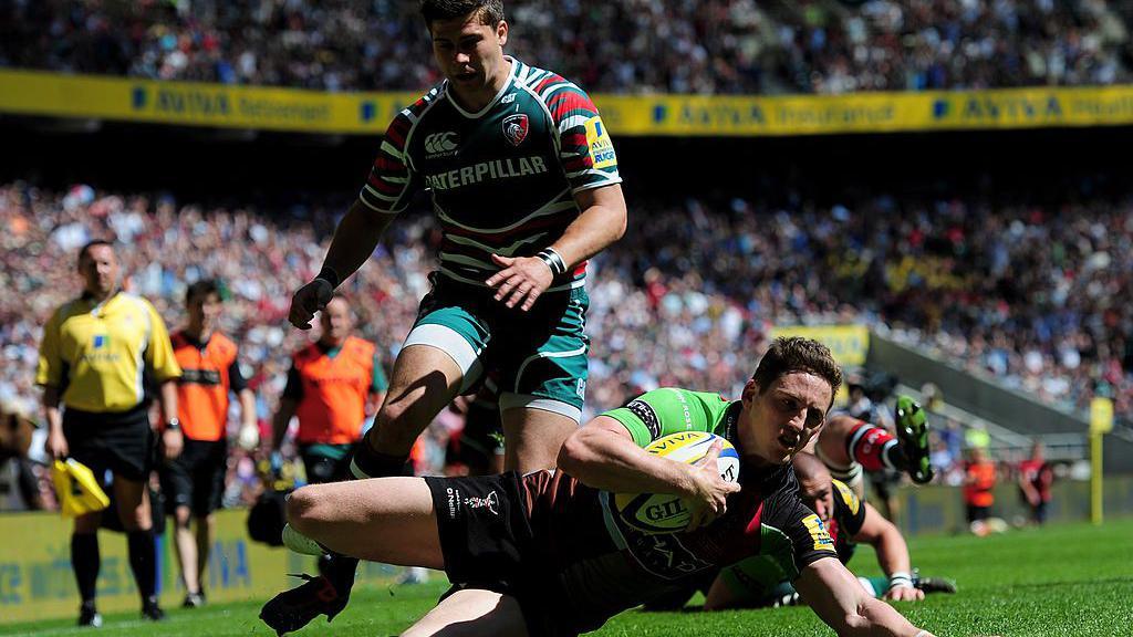 Tom Williams scores for Harlequins in the 2012 Premiership final