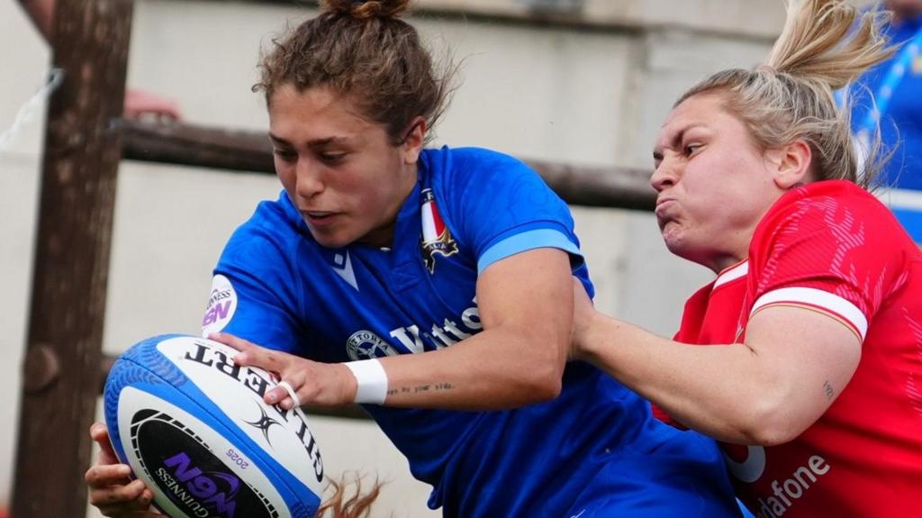 Wales suffer record Italy loss to finish bottom