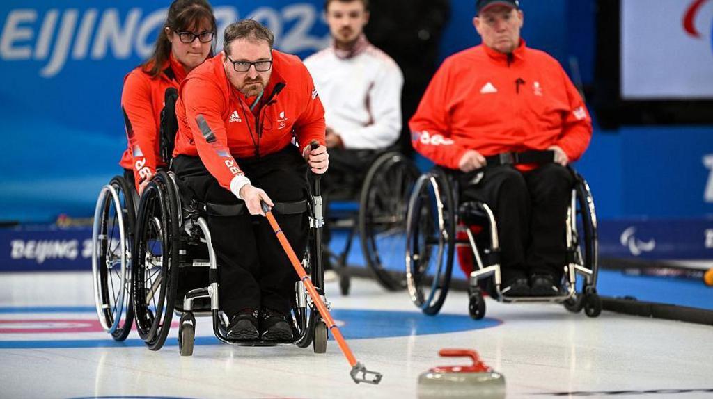 Velká Británie curlers na invalidním vozíku na zimních paralympijských hrách v Pekingu 2022