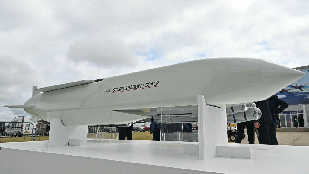 A Storm Shadow missile rests on a plinth, displayed during the Farnborough International Airshow in July 2024. 