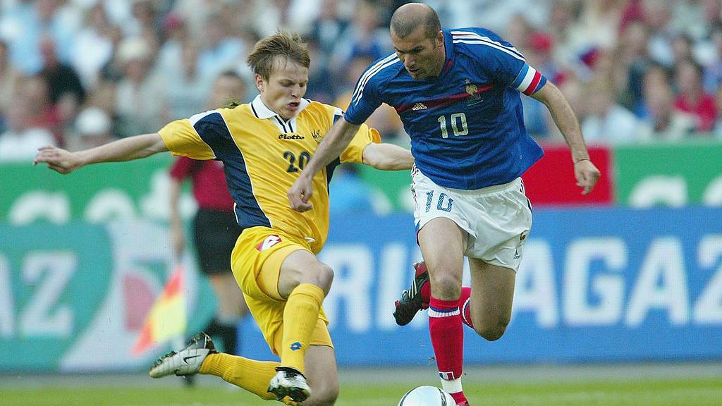 Zinedine Zidane of France skips the tackle of Andriy Vorobyey of Ukraine during the International Friendly match between France v Ukraine