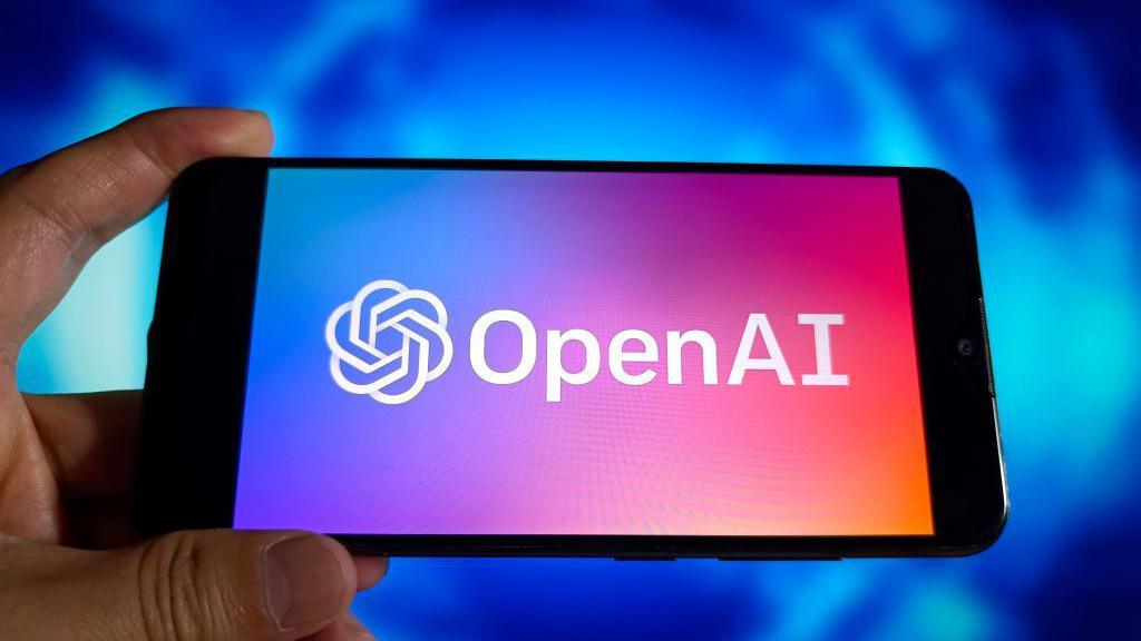 Logo OpenAI ar ffôn