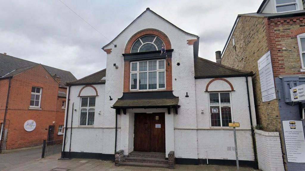 Molesey Islamic Cultural Centre