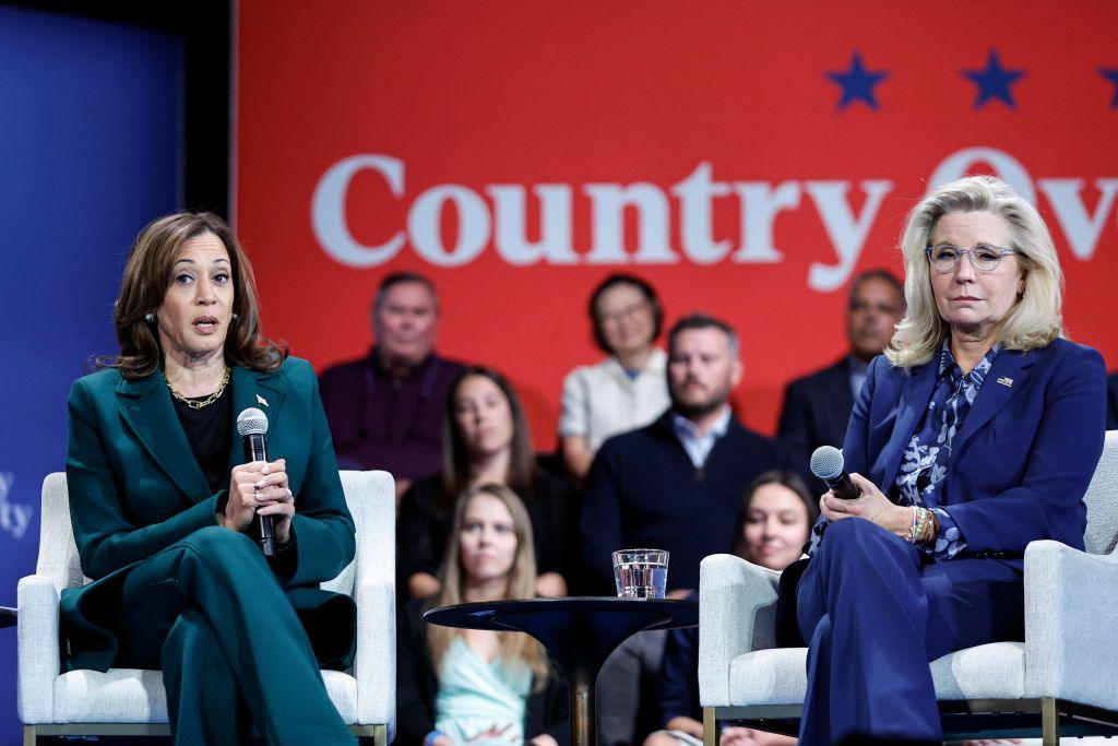 Kamala Harris and Liz Cheney