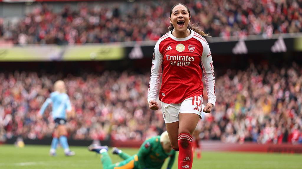 Oivia Smith celebrates scoring for Arsenal against Manchester City