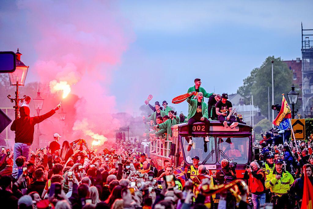 Go Ahead Eagles open-top bus parade