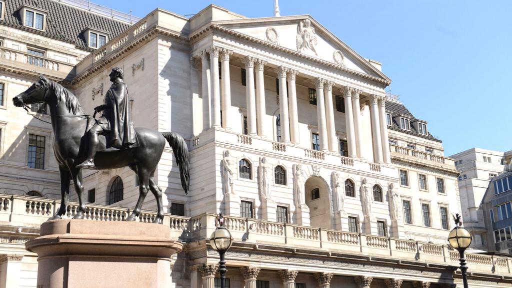 Bank of England holds interest rates at 5% - BBC News