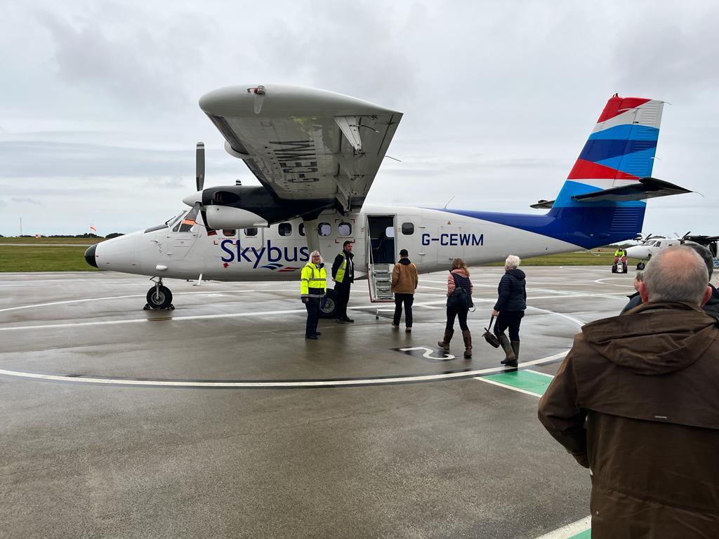 Skybus plane