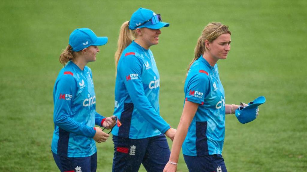  England bowlers Charlie Dean, Sarah Glenn and Lauren Bell