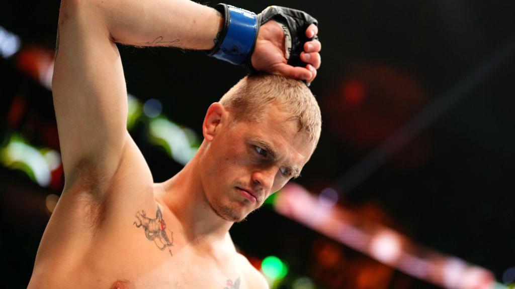 Machado Garry «jahl» UFC chempionlik jangi uchun rad etilganligi sababli