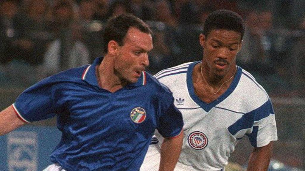 Desmond Armstrong tracking Salvatore Schillaci at the 1990 World Cup in Italy