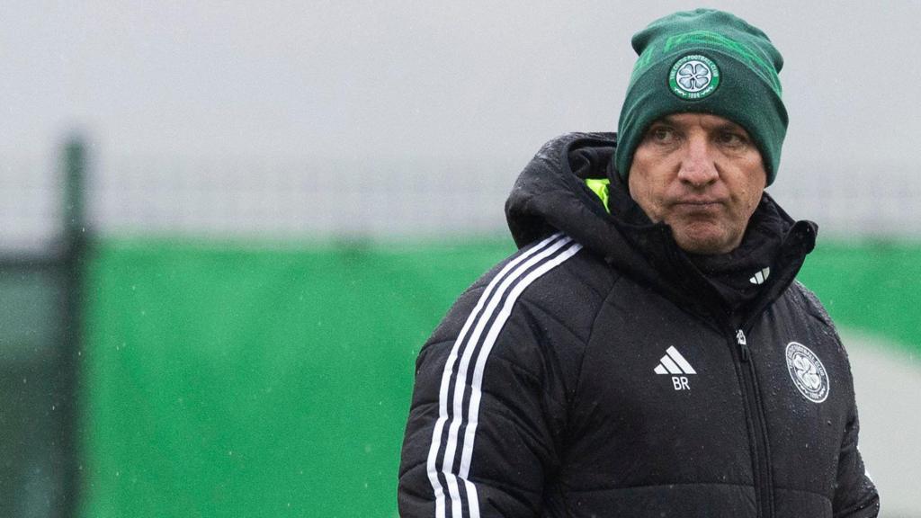 No new contract talks for ‘very happy’ Rodgers
