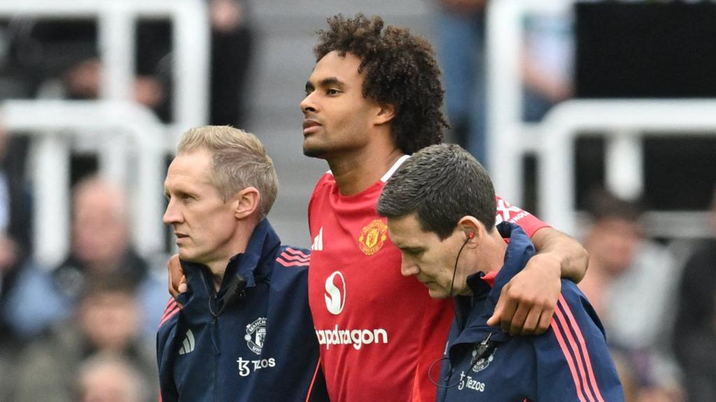 Injured Zirkzee could miss rest of Man Utd’s season