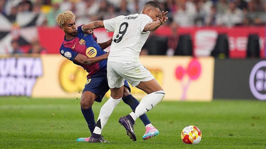 Lamine Yamal and Kylian Mbappe