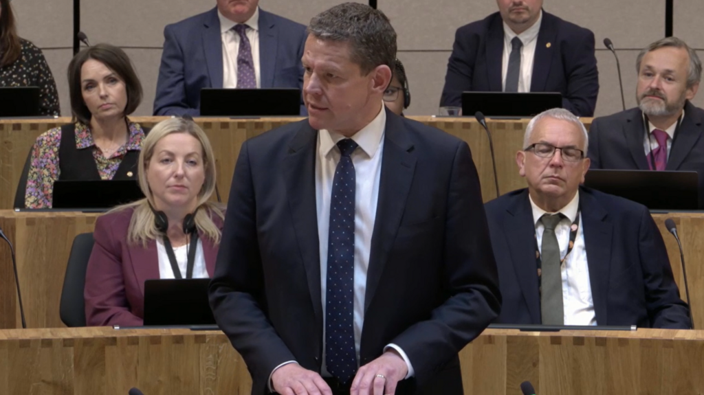 Rhun ap Iorwerth addresses the Senedd