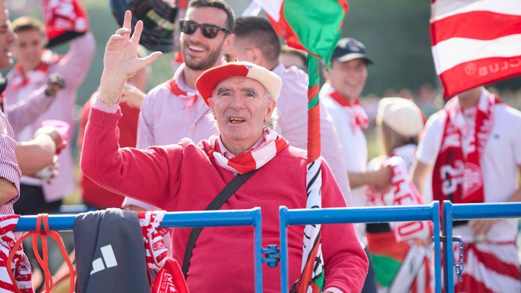 Iribar joins celebrations