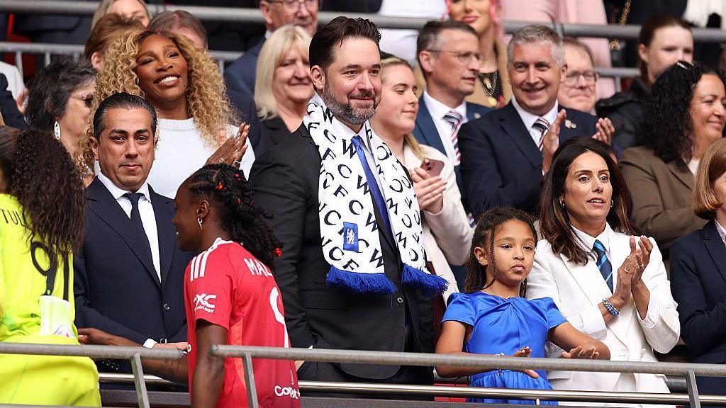 Alexis Ohanian pictured with Chelsea co-owner Behdad Eghbali at Wembley