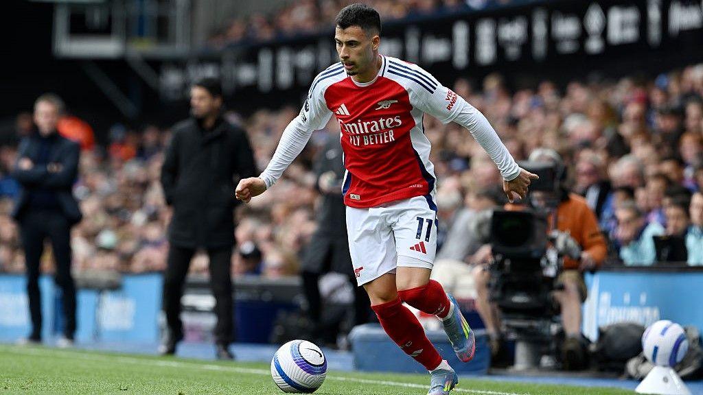 Arsenal news: Opinion - Fan writer on Gabriel Martinelli - BBC Sport