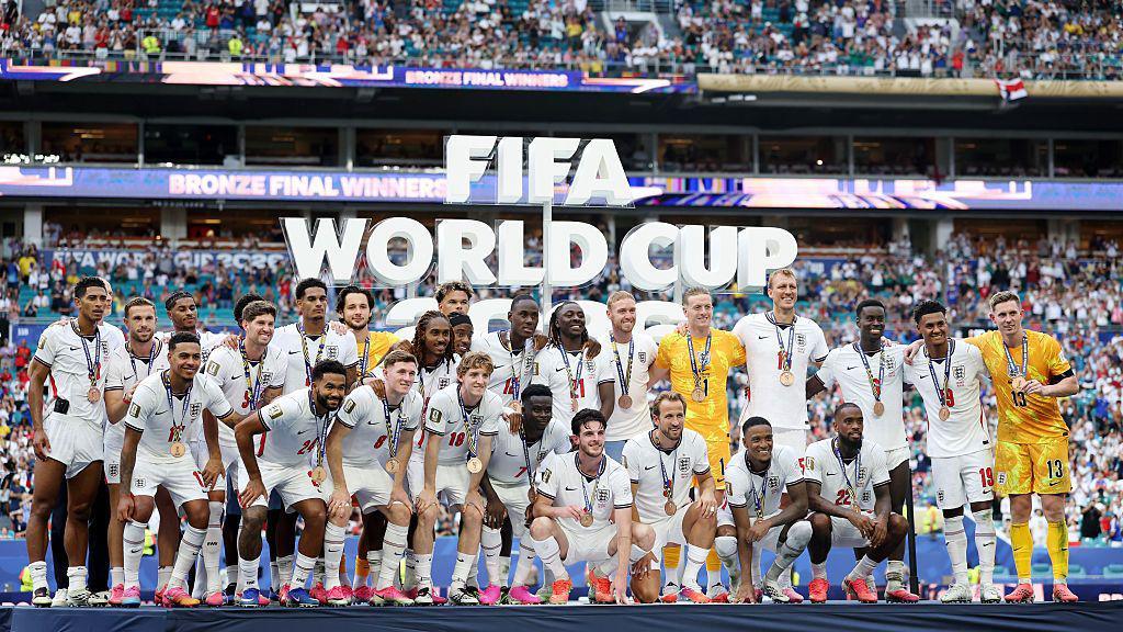 England team with medals