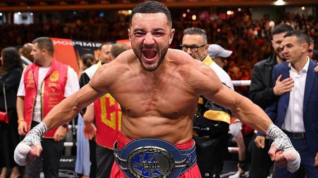 Callum Simpson vs Troy Williamson: Callum Simpson on bringing his community and family into every fight