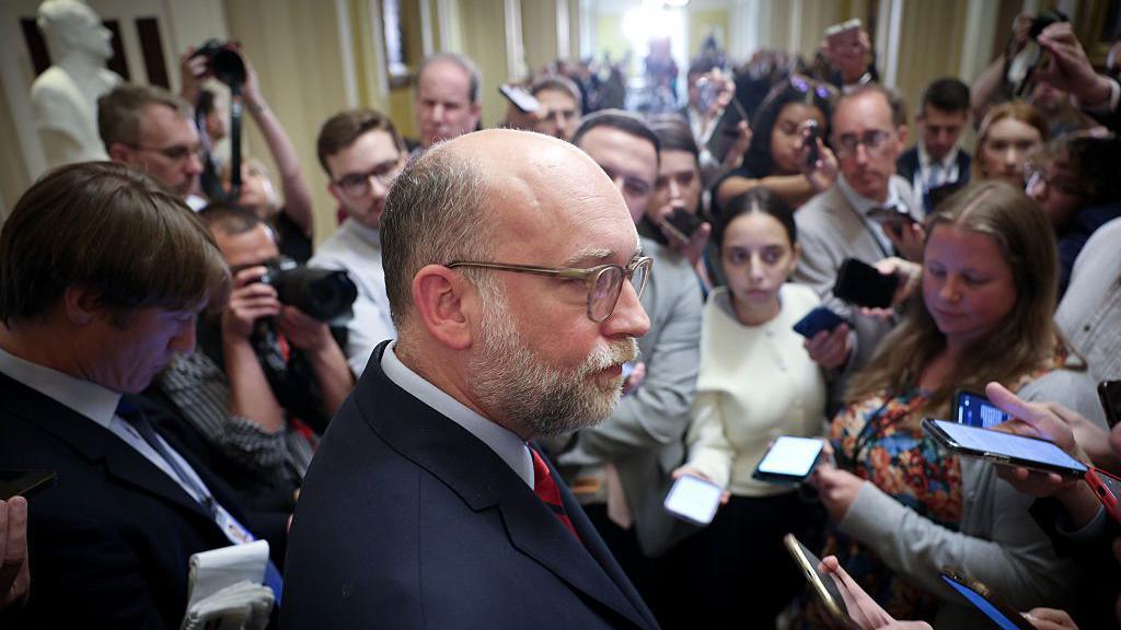 Russell Vought, Drejtor i Zyrës së Menaxhimit dhe Buxhetit