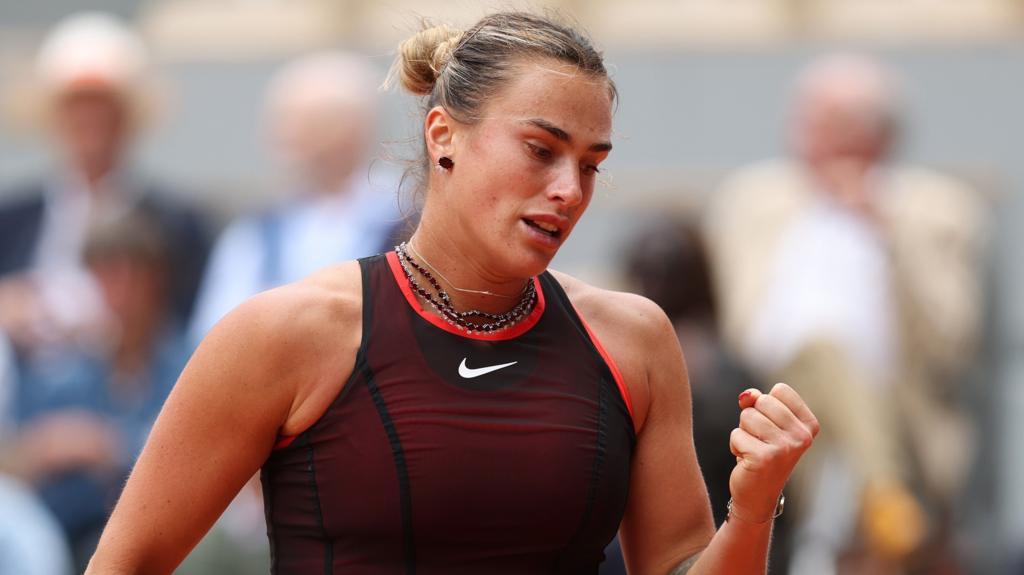 Aryna Sabalenka celebrates