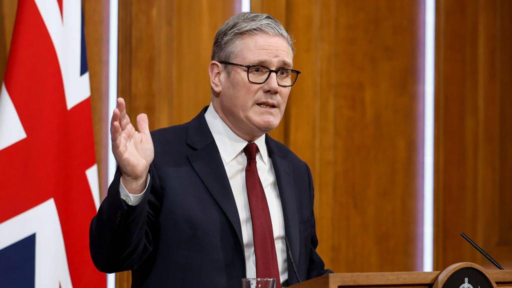 Chris Mason Analizi: Starmer’ın Trump Eleştirileri Ortasında Savaş Tutumunu Gerekçelendirmesi