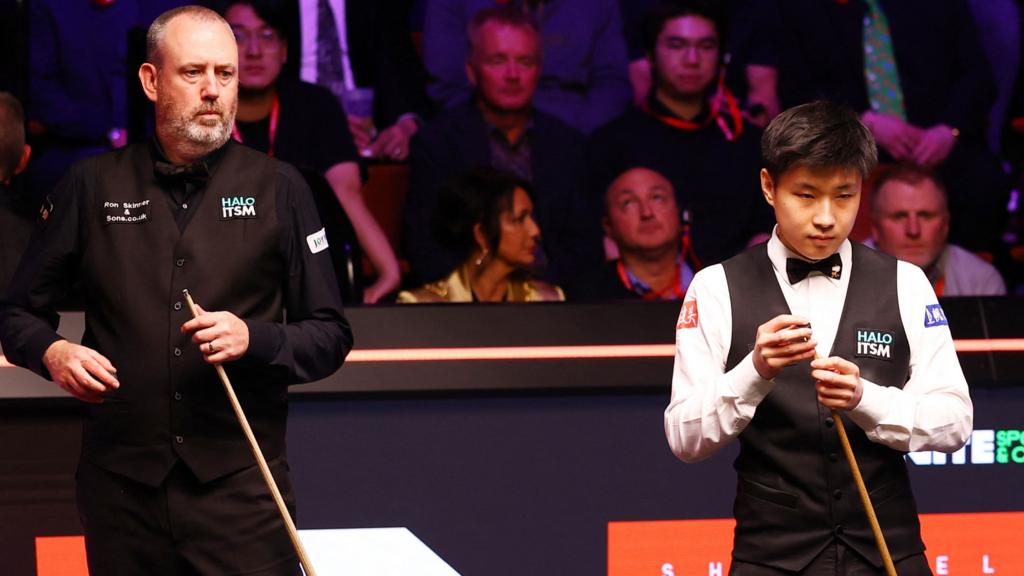 Mark Williams and Zhao Xintong