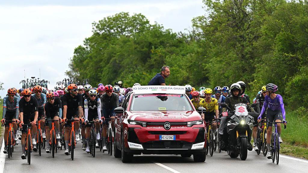 Giro d'Italia neutralised after crash