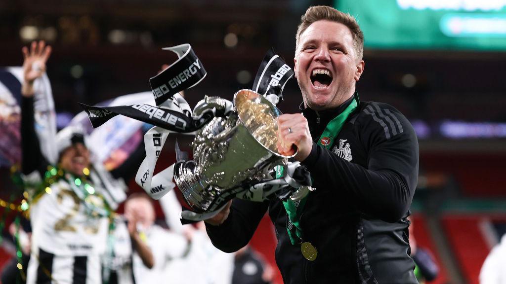 Eddie Howe celebrates aft  Newcastle's Carabao Cup last  triumph   against Liverpool astatine  Wembley