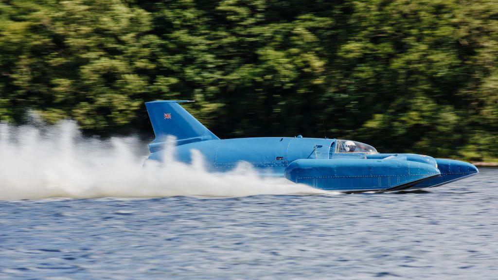 The Bluebird on Loch Fad in 2018