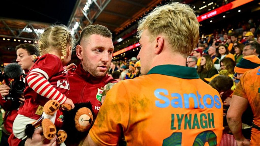 Finn Russell and Tom Lynagh